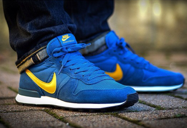 nike yellow red blue