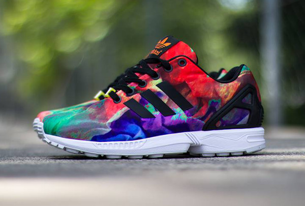 adidas flux zx multicolor اقراط سوارفسكي