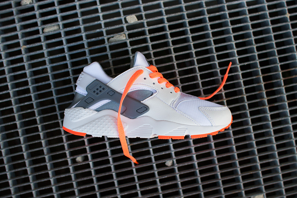Nike Air Huarache GS \u201cBright Mango Grey\u201d