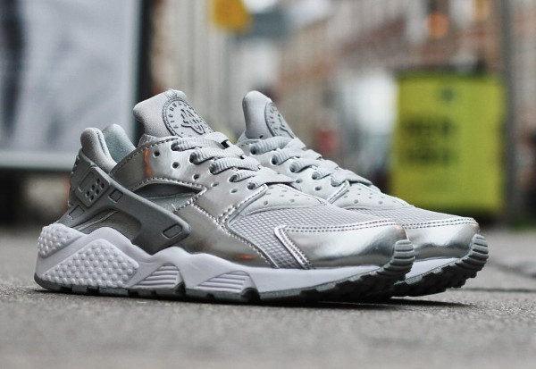 Nike Air Huarache \u0027Silver\u0027 (argentée) (2)