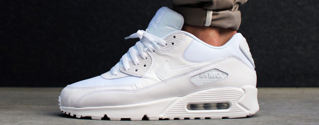 nike air max all white 90