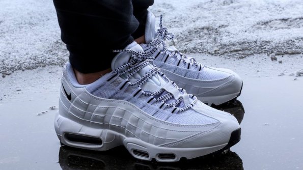 air max 95 blanche et noir