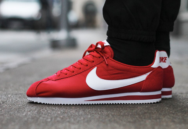 nike cortez homme noir et rouge