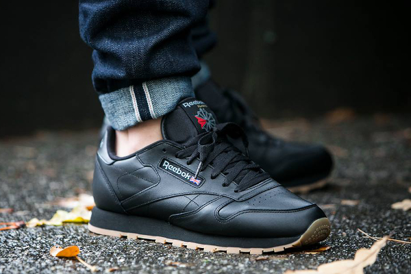 classic leather reebok noir