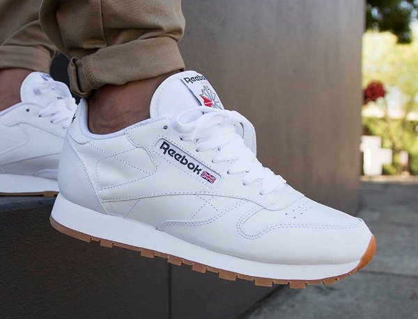 reebok blanche et beige