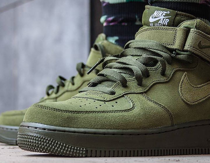 nike air force 1 07 green