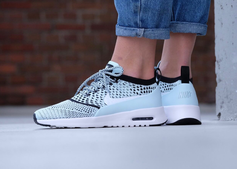 air max thea femme trou