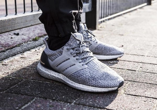 Adidas Ultra Boost 3.0 'Silver Pack' Size 9
