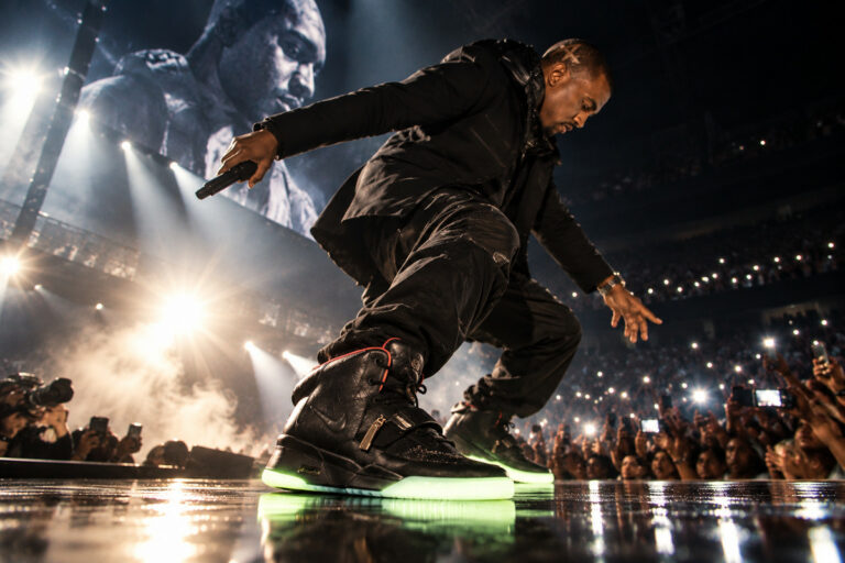 Kanye West Nike Air Yeezy buzz (1)