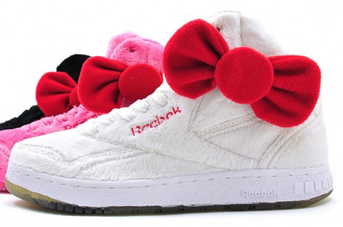 hello-kitty-reebok-pt-20-blanche-3