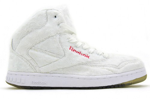 hello-kitty-reebok-pt-20-blanche-2