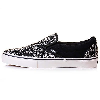 vans slip on tete de mort