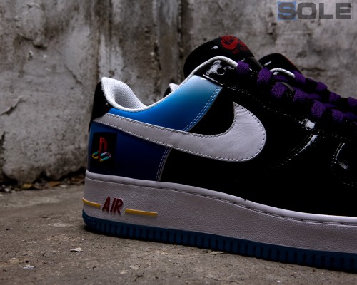 nike hiking air force 1 playstation sole collector 01 500x400