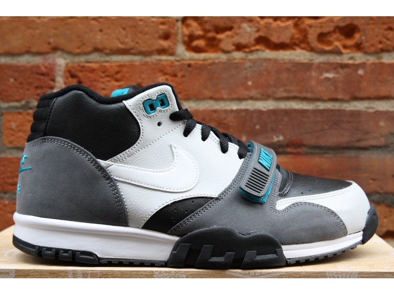 nike-air-trainer-1-mid-black-white-neutral-grey-dark-shadow