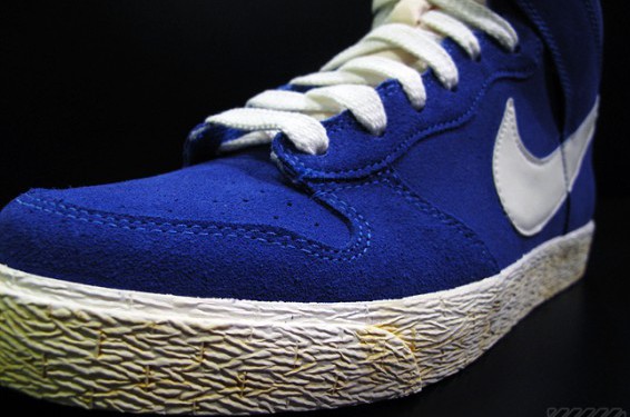 nike-dunk-low-ac-vintage-march-madness-2