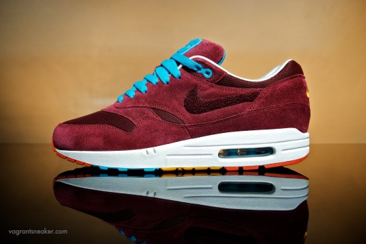 http://www.sneakers-actus.fr/wp-content/uploads/2011/03/nike-parra-x-patta-air-max-1-1.jpg