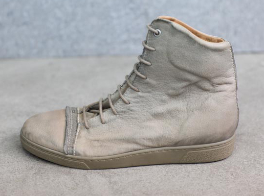 UNDERCOVER patent panel boots