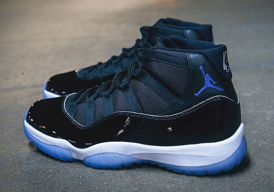 jordan retro 11 space jam 2018