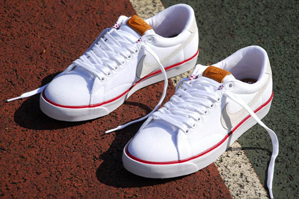 Nike Tennis Classic Quickstrike – Vintage Clay Pack