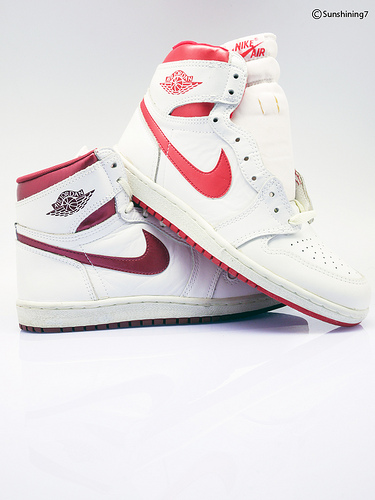 1985 jordan 1 metallic