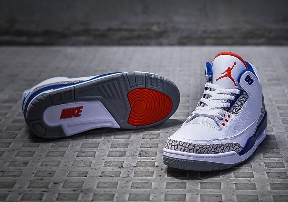 Air Jordan 3 Retro OG True Blue Cement 