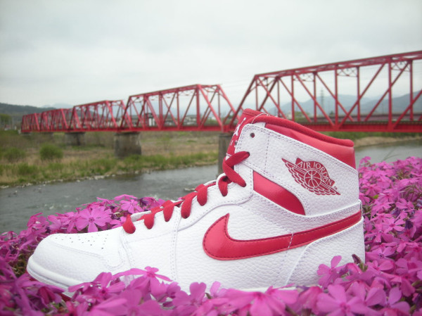 Air Jordan 1 Retro Metallic Red