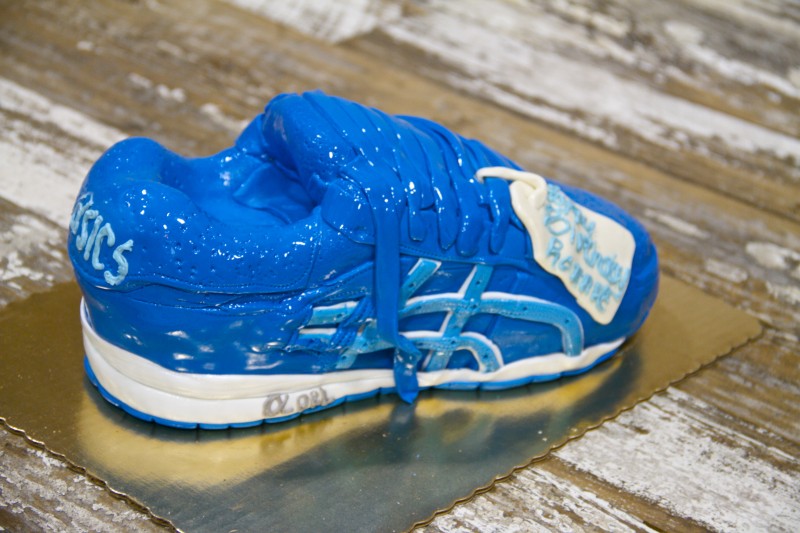 Le gâteau Asics GT 2 Ultra Marine "Ronnie Fieg"