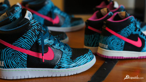 Sneakers customisées - Nike Dunk High IaMmE America’s Best Dance Crew par Diversities