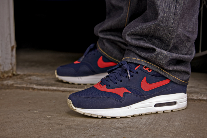 Nike Air Max 1 Omega Obsidian / Sport Red Gold White