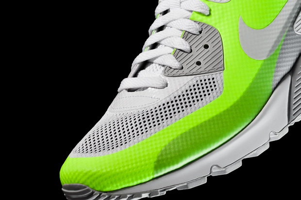 Nike Air Max 90 Hyperfuse