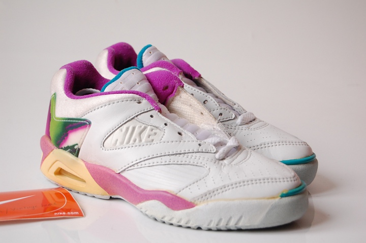 Nike Air Tech Challenge (IV) 4