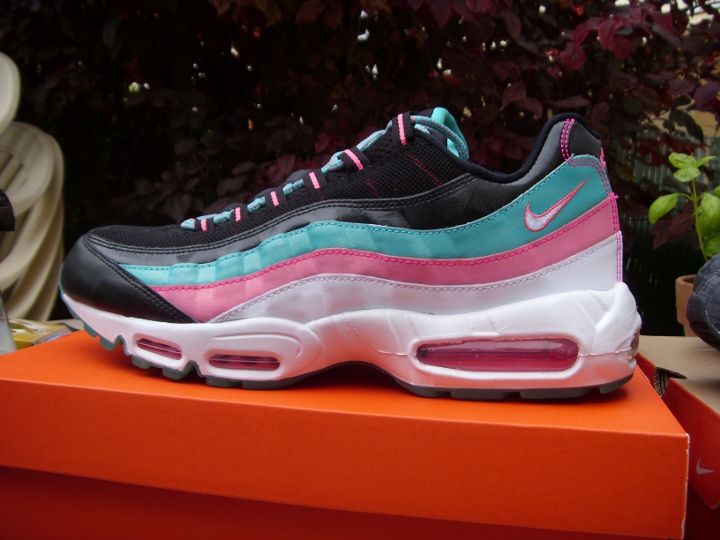 Nike Air Max 95 Premium Miami Vice