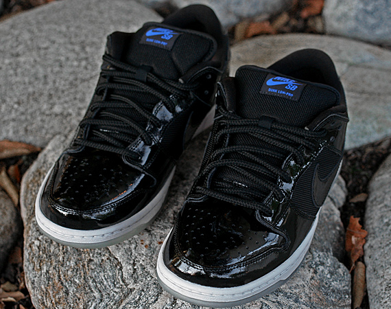 Nike Dunk Low SB Premium Space Jam