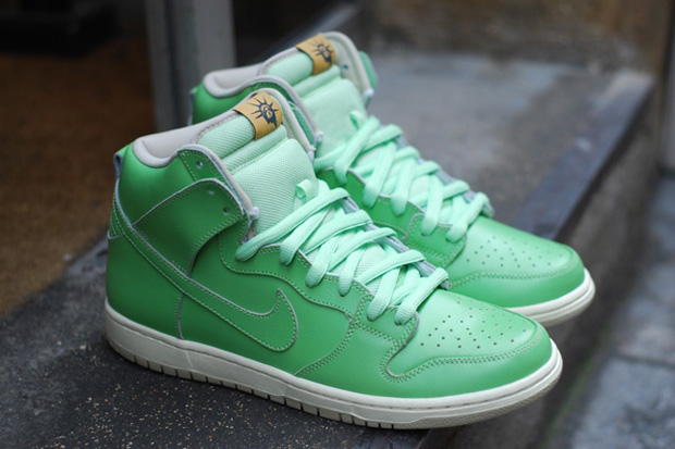 Nike Dunk SB Statue Of Liberty