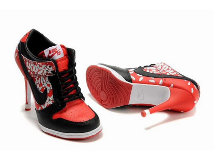 Charlotte Bronte Uitbreiden Wees tevreden Talons Nike Dunk & talons Air Jordan 1, 23....