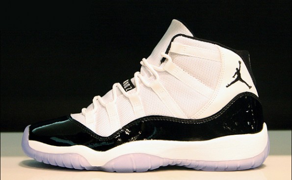 Air Jordan 11 Concord