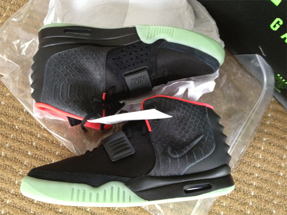 Nike Air Yeezy 2 Black Pink