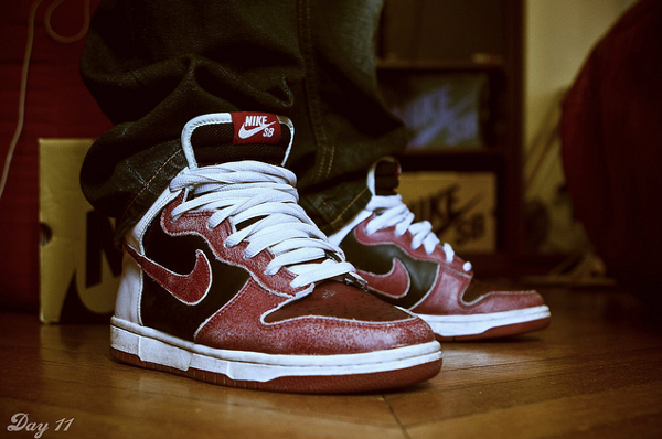 nike sb dunk low jason voorhees