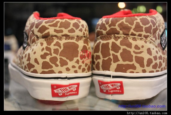 Supreme x Vans Half Cab ‘Giraffe Pack’