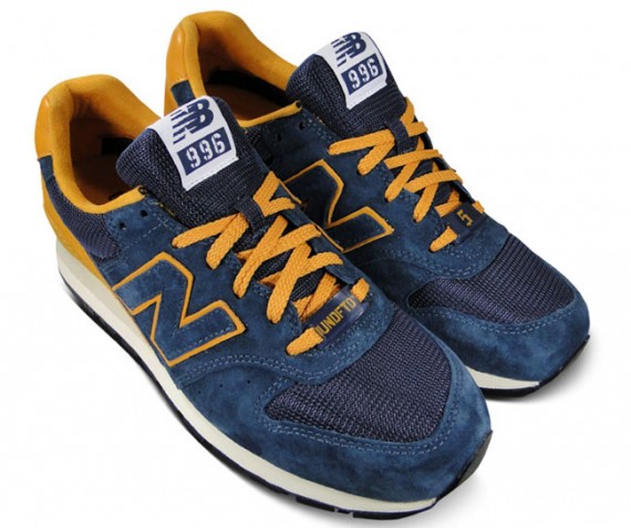 new balance 996 undefeated x stussy x hectic