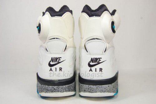 lebron james zoom 1