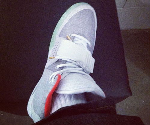 Nike Air Yeezy 2 Zen Grey