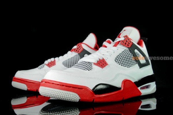 Air Jordan 4 Retro Fire Red 2012