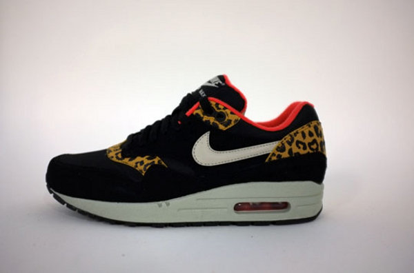 nike air max grise leopard