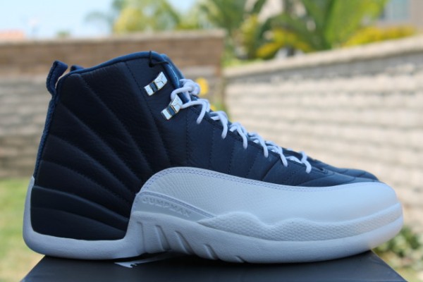 Air Jordan 12 Obsidian 2012