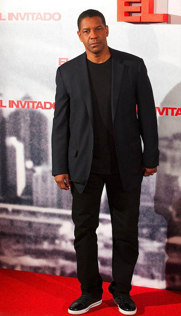 Denzel Washington en sneakers Giorgio Armani 