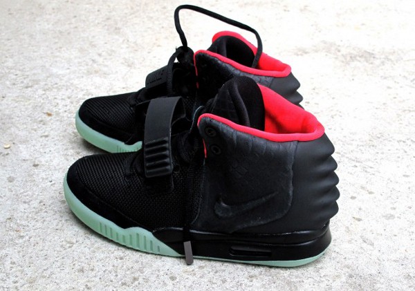 Air yeezy 2 90k top