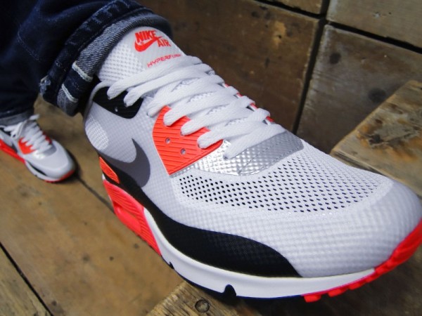 Nike Air Max 90 Infrared Hyperfuse