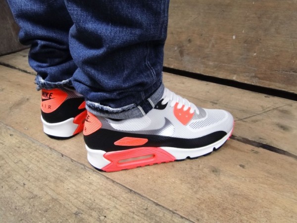 Nike Air Max 90 Infrared Hyperfuse