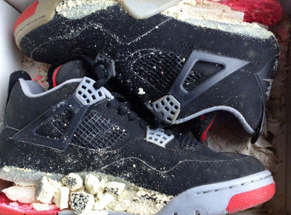 Air Jordan 4 Bred 1999 décomposition